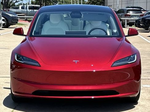 Used 2025 Tesla Model 3 Long Range RWD image 8