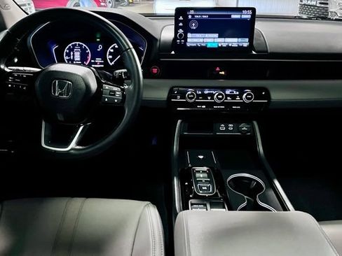 Used 2023 Honda Pilot Touring image 35