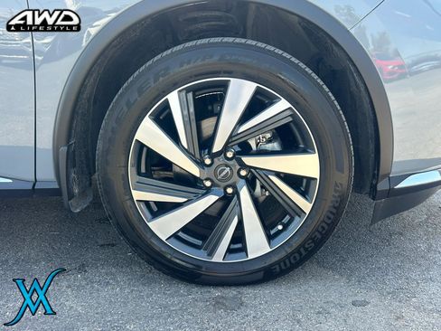 Used 2024 Nissan Murano SL AWD/4WD image 9