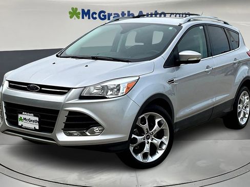 Used 2016 Ford Escape Titanium image 3
