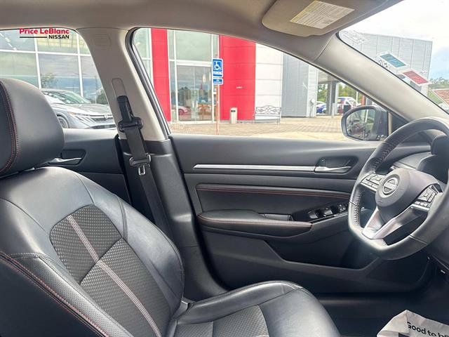 Certified 2023 Nissan Altima 2.5 SR FWD image 9