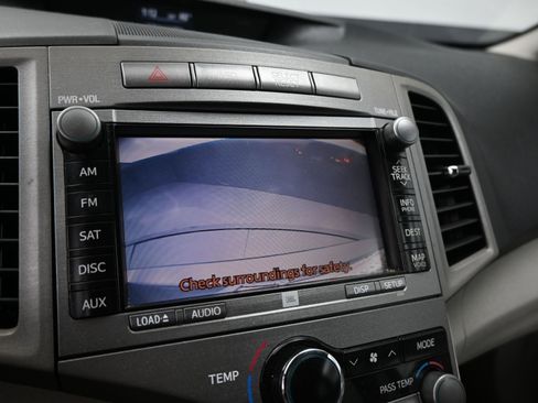 Used 2010 Toyota Venza Base image 14