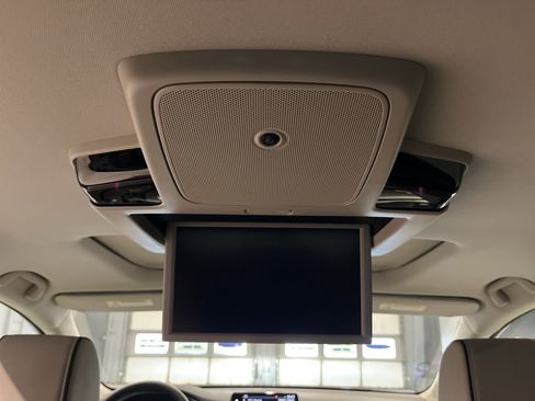 Used 2025 Honda Odyssey Touring image 32