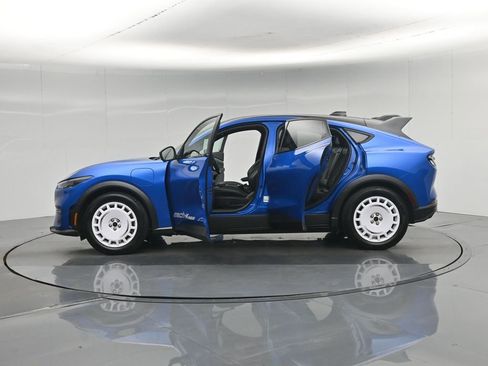 Used 2025 Ford Mustang Mach-E GT AWD/4WD image 37