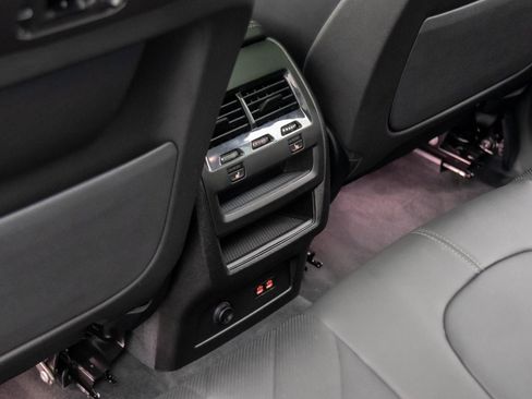 New 2026 BMW X5 xDrive50e w/ Executive Package image 17