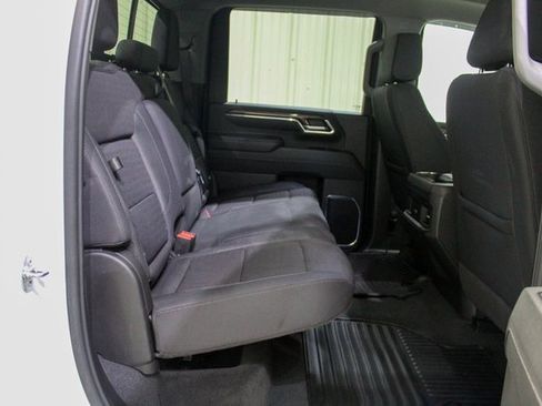 Used 2024 Chevrolet Silverado 2500 LT w/ Z71 Sport Edition image 14