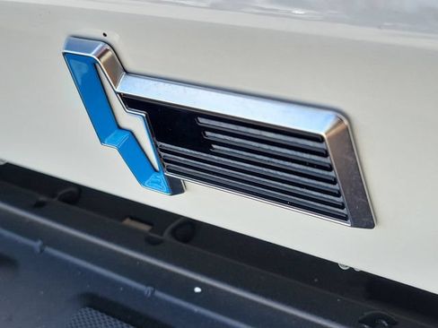 Certified 2025 Ford F150 Lightning Flash AWD/4WD image 10