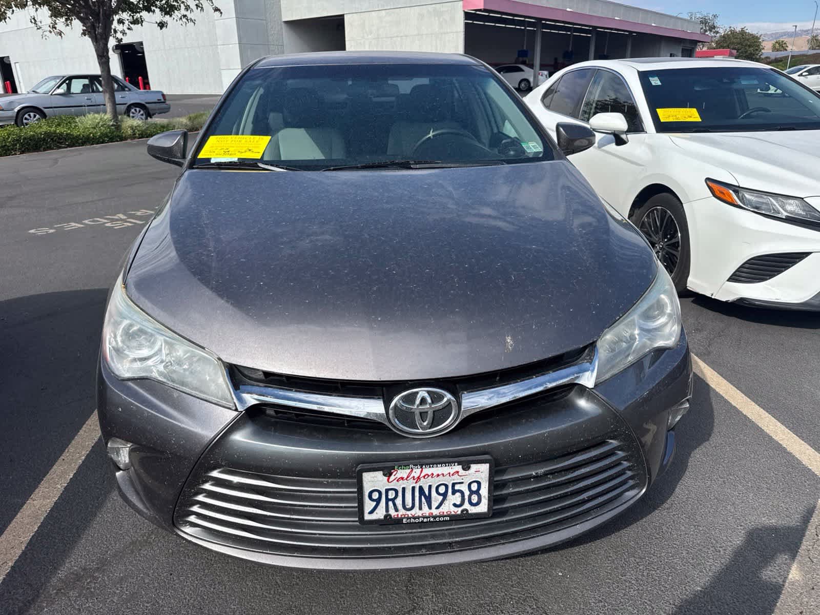 Used 2017 Toyota Camry LE FWD image 2