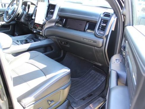 Used 2025 RAM 2500 Limited AWD/4WD image 58