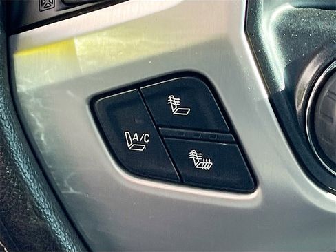 Used 2014 GMC Sierra 1500 SLT w/ Driver Alert Package image 21