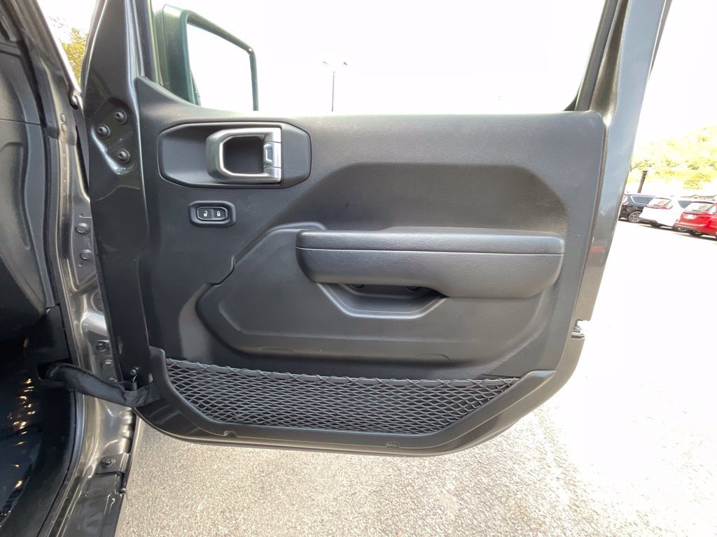 Used 2022 Jeep Gladiator Sport AWD/4WD image 21