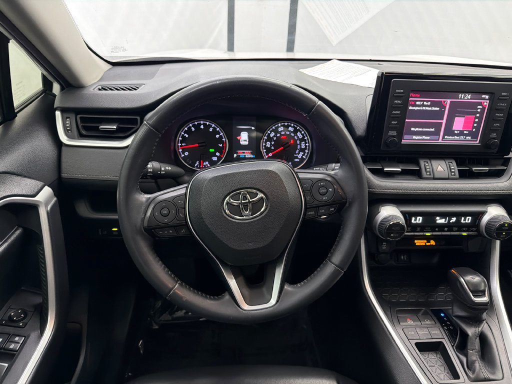 Used 2019 Toyota RAV4 XLE Premium FWD image 25