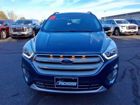 Used 2018 Ford Escape SEL image 3