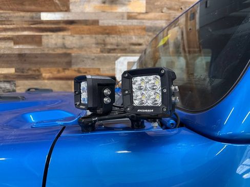 Used 2021 Jeep Gladiator Mojave AWD/4WD image 9