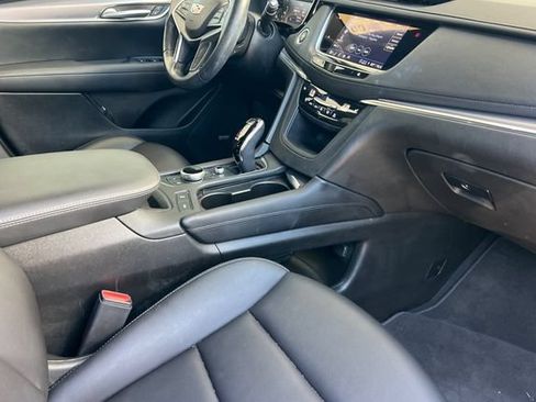 Used 2023 Cadillac XT5 Luxury FWD image 20