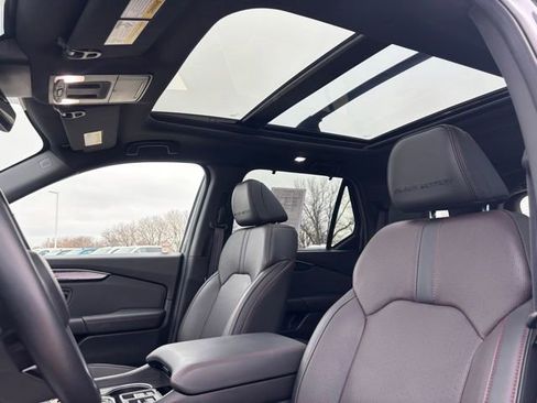 Used 2025 Honda Pilot Black Edition image 20