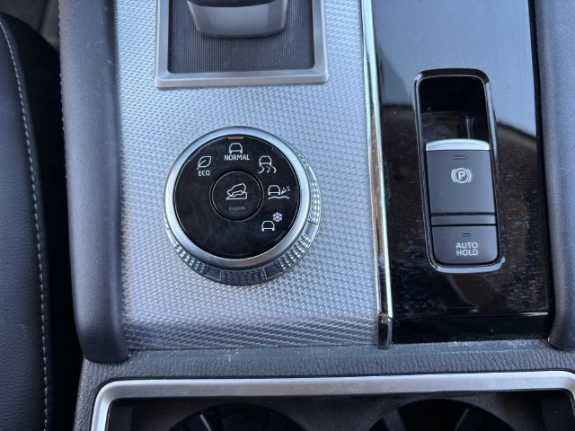 Used 2024 Mitsubishi Outlander SEL FWD image 29
