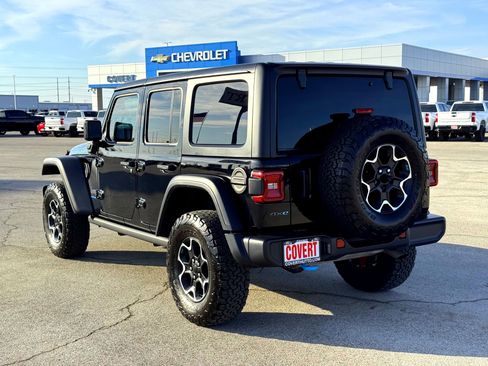 Used 2023 Jeep Wrangler Unlimited Rubicon 4xe image 12