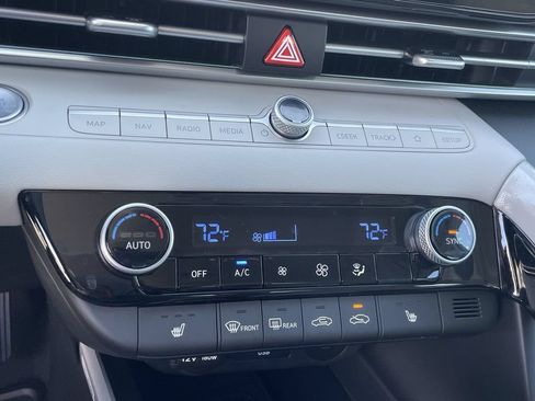 New 2026 Hyundai Elantra Limited FWD image 27