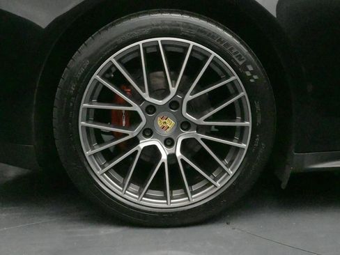 Used 2020 Porsche Panamera 4 AWD/4WD image 22
