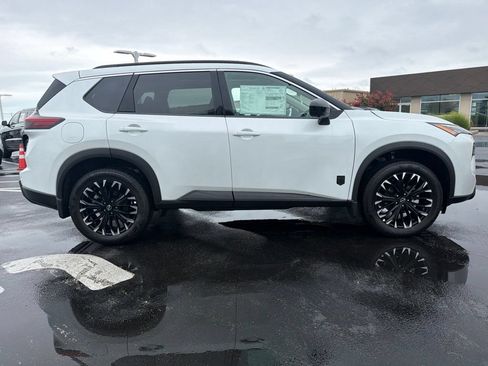 New 2026 Nissan Rogue Dark Armor AWD/4WD image 6