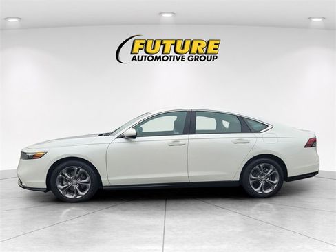 Certified 2024 Honda Accord EX image 6