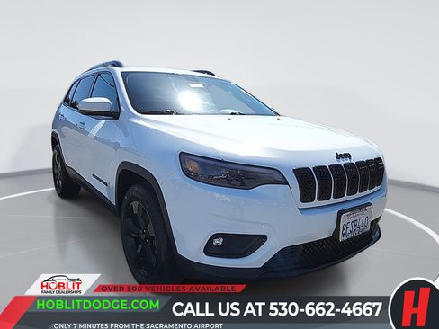 Certified 2019 Jeep Cherokee Latitude Plus image 1