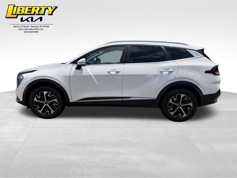 Used 2023 Kia Sportage EX AWD/4WD image 4