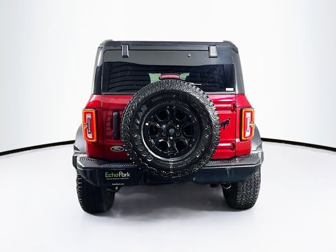 Used 2025 Ford Bronco Badlands image 7