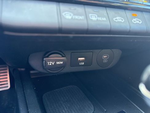 Used 2025 Hyundai Elantra Sport image 25