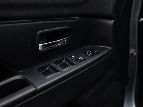 Used 2022 Mitsubishi Outlander Sport ES image 27