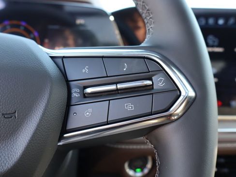 New 2026 Chevrolet Suburban High Country image 17