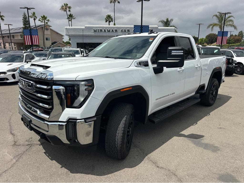 Used 2024 GMC Sierra 2500 SLE w/ SLE Value Package; AWD/4WD image 11