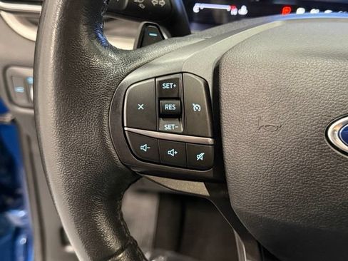 Used 2020 Ford Explorer XLT w/ Equipment Group 202A AWD/4WD image 14