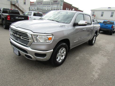 Used 2024 RAM 1500 Laramie image 7
