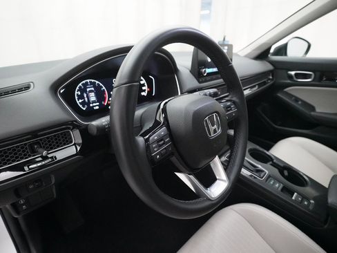 Certified 2024 Honda Civic EX-L image 8