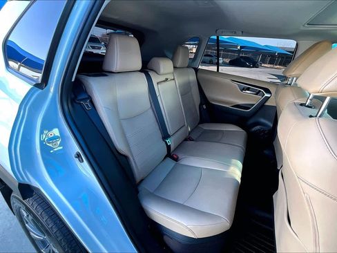 Used 2024 Toyota RAV4 Limited image 19