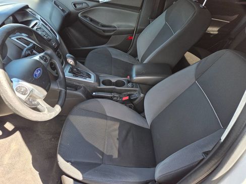 Used 2012 Ford Focus SE image 8