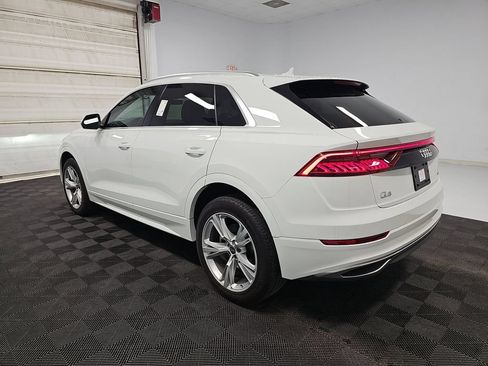 Used 2023 Audi Q8 Premium AWD/4WD image 4