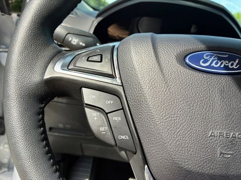 Used 2024 Ford Edge SEL w/ Convenience Package AWD/4WD image 15