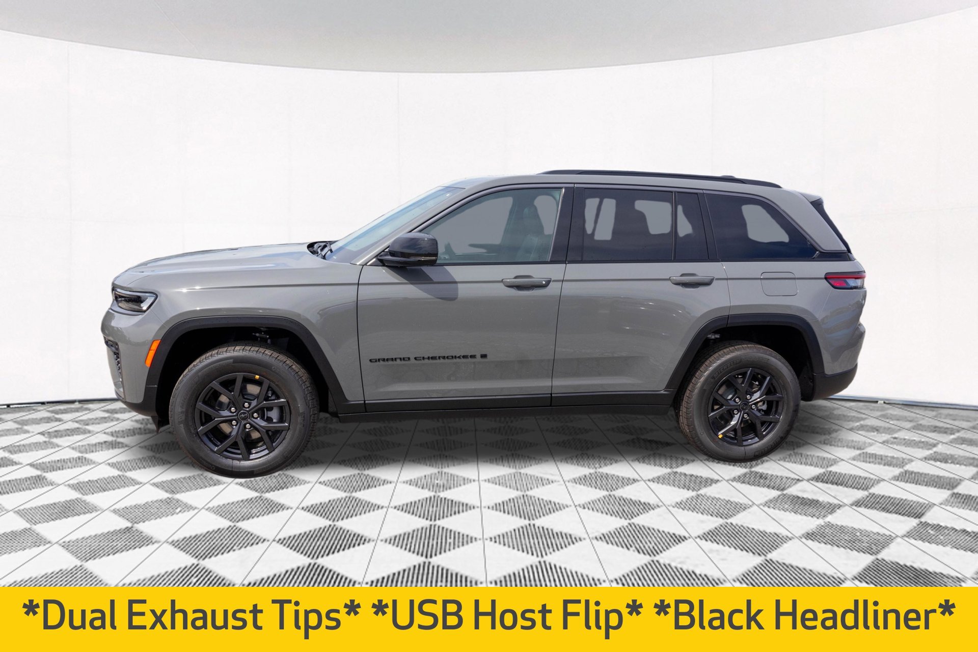 New 2027 Jeep Grand Cherokee Altitude AWD/4WD image 11