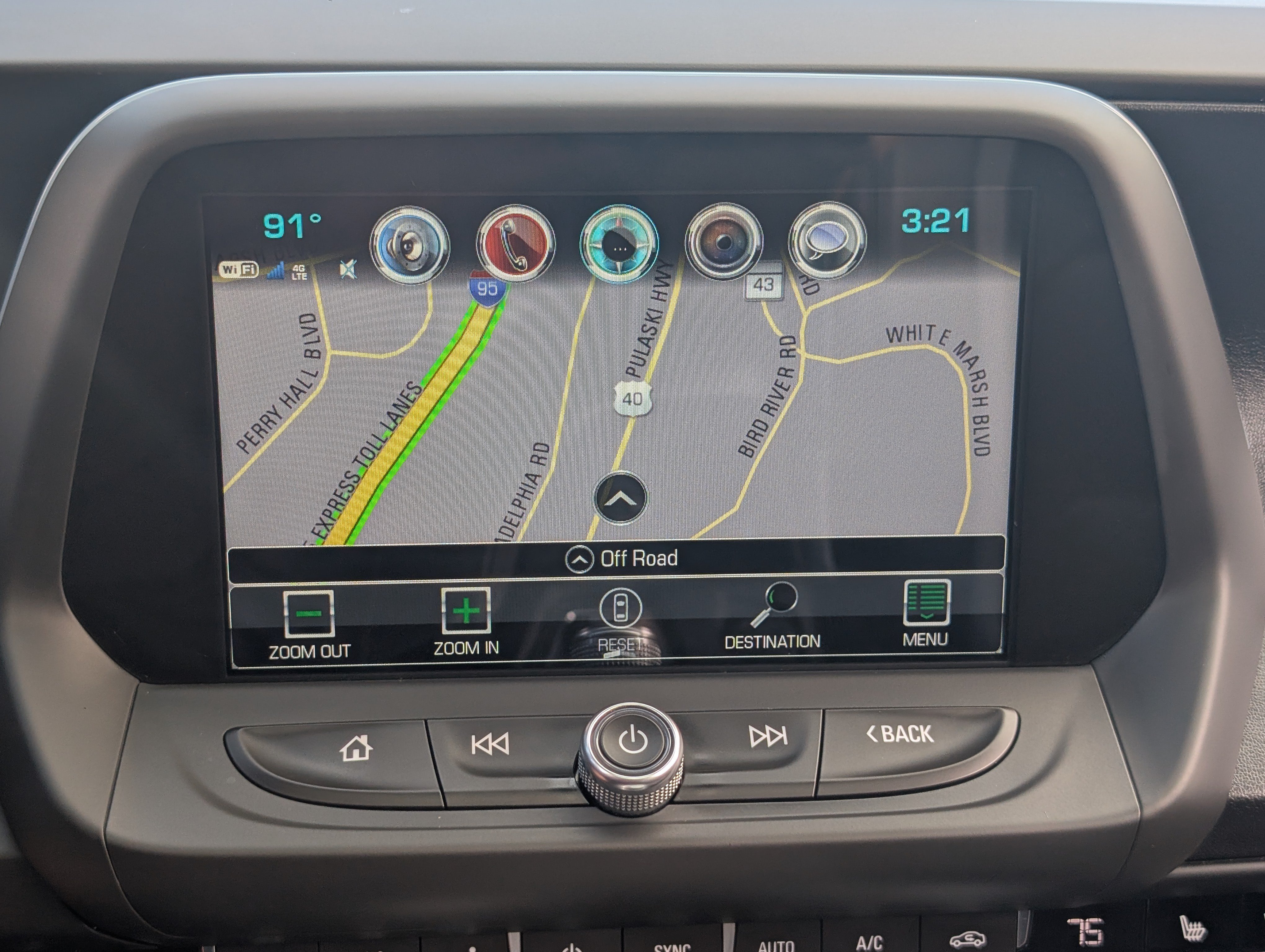 Used 2018 Chevrolet Camaro SS RWD image 30