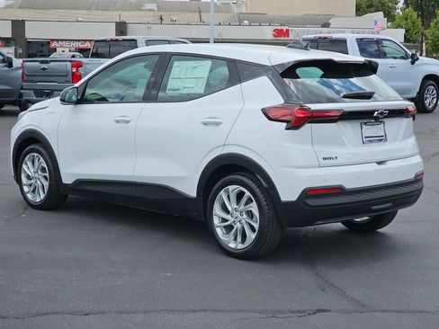 New 2027 Chevrolet Bolt LT w/ Comfort Package FWD image 4