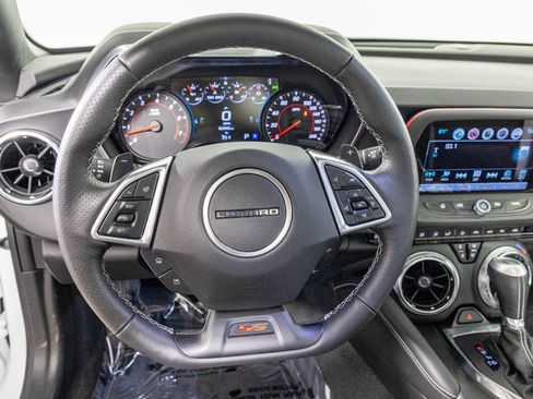 Used 2016 Chevrolet Camaro SS RWD image 35