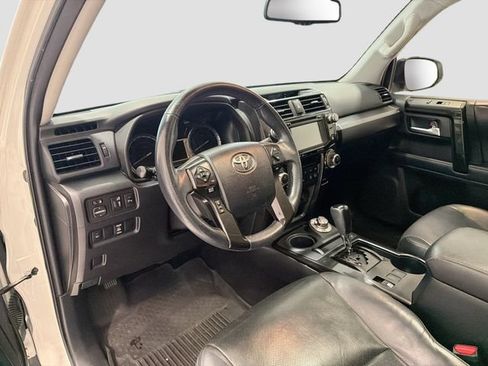 Used 2019 Toyota 4Runner Limited AWD/4WD image 9