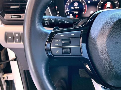 Used 2024 Honda Pilot Elite image 7