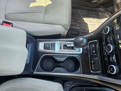 Used 2019 Subaru Ascent Premium image 10