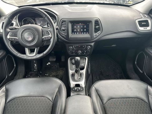 Used 2018 Jeep Compass Latitude w/ Popular Equipment Group image 14