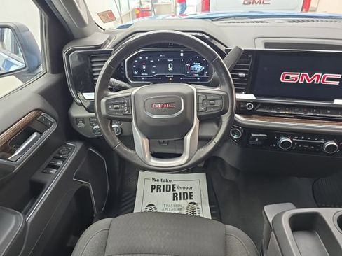 Used 2022 GMC Sierra 1500 Elevation image 13