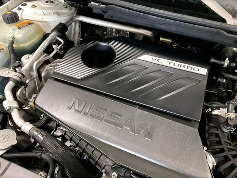 Used 2023 Nissan Rogue SV AWD/4WD image 35